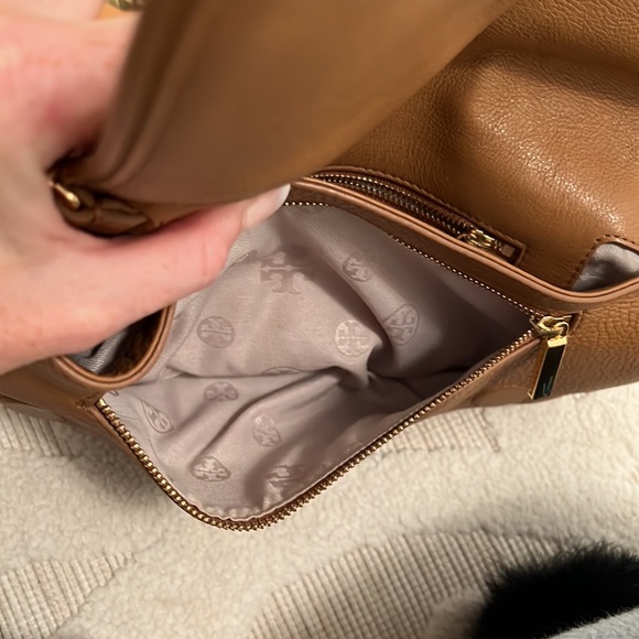 TORY BURCH Leather Crossbody Bag - Picture 13 of 14